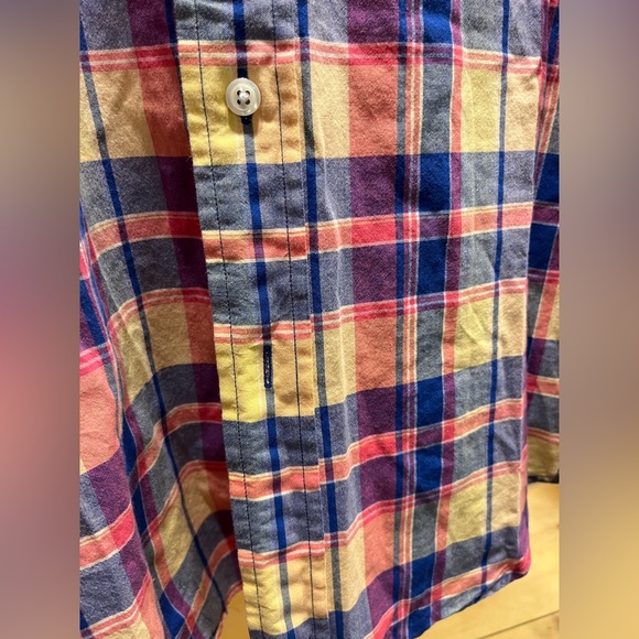 BROOKS BROTHERS, short sleeve button up shirt in red/blue plaid; men’s XL - Picture 4 of 10